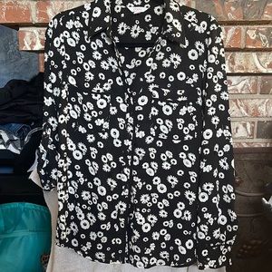 L/L Button Down Floral top